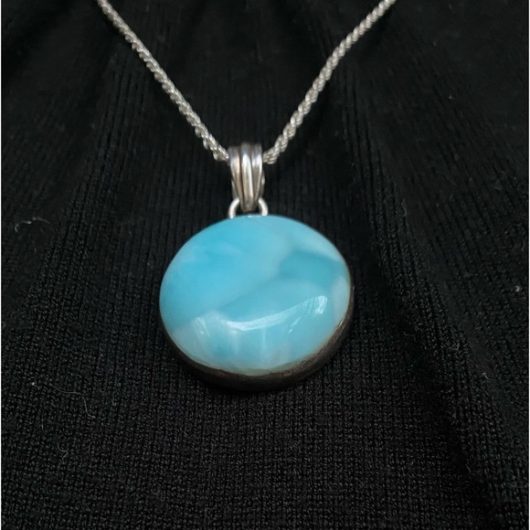 Larimar pendant necklace. 925 sterling silver chain and inlay. - Picture 2 of 5